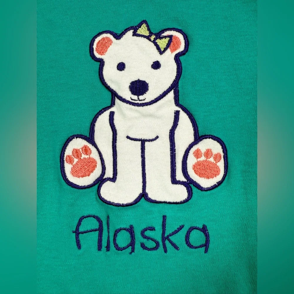 ALASKA BABY VTG Baby Girls' Polar Bear Embroidered One-Piece‎ Bodysuit 12M